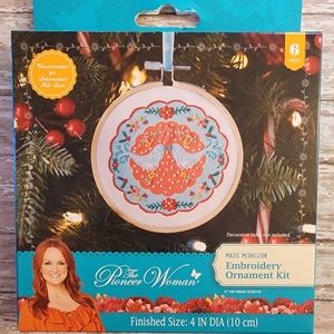 4 in. Pioneer Woman Embroidery Kit